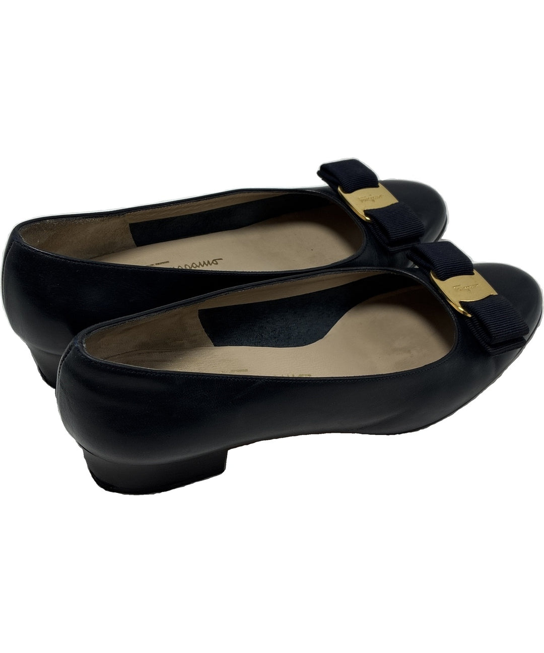 Salvatore Ferragamo รองเท้าส้นสูง