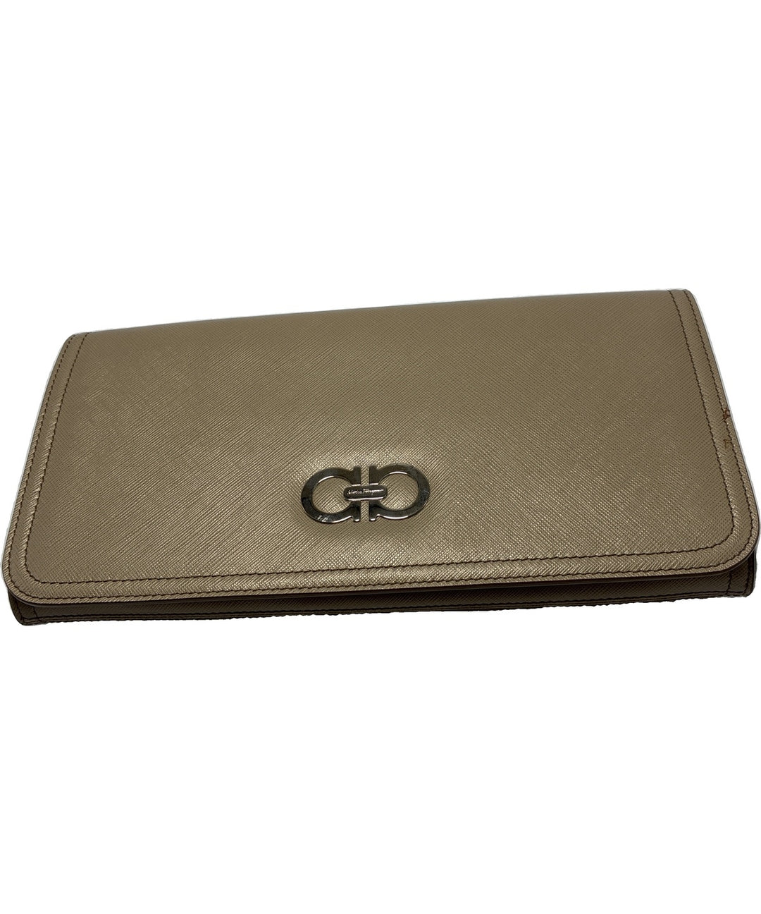 Salvatore Ferragamo คลัตช์