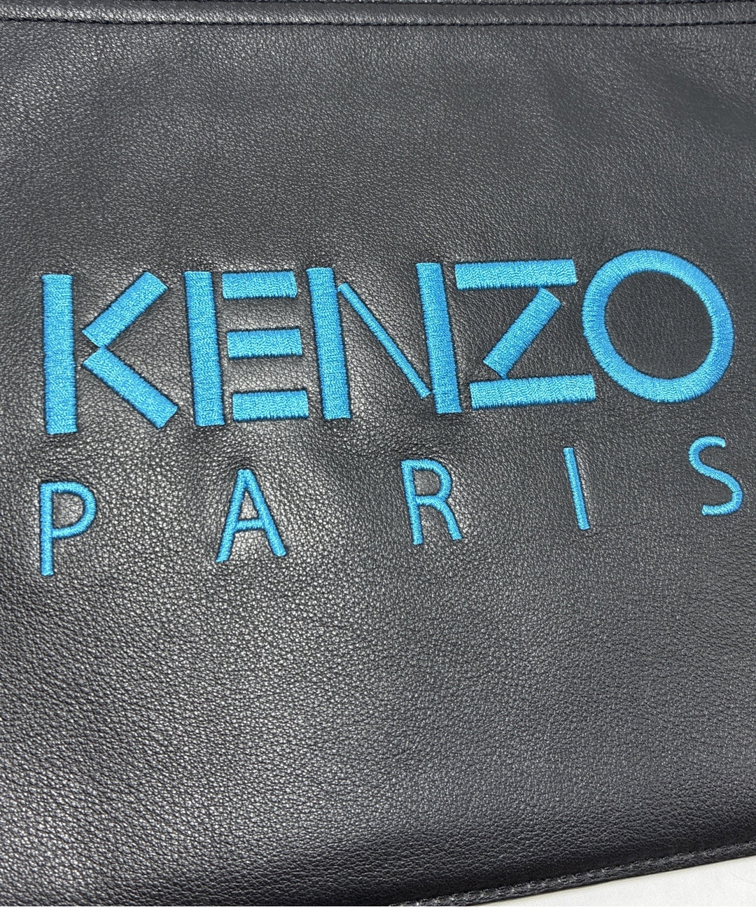 KENZO คลัตช์