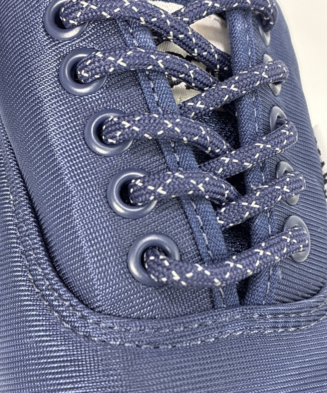 VANS รองเท้าผ้าใบ