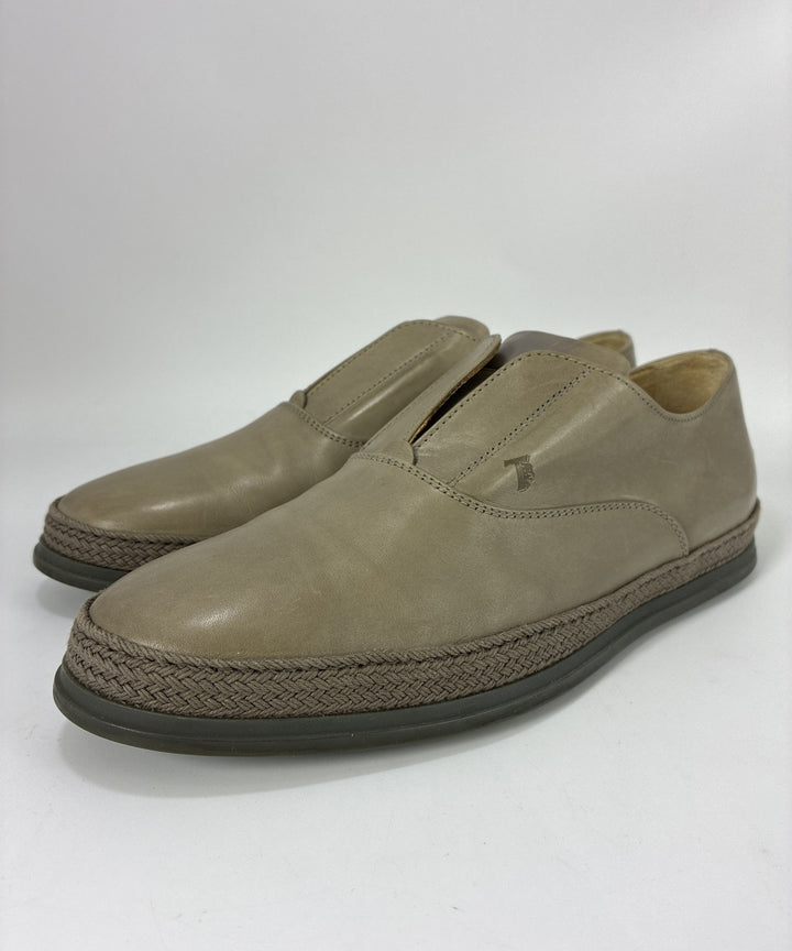 TOD'S รองเท้าสวมทางการ