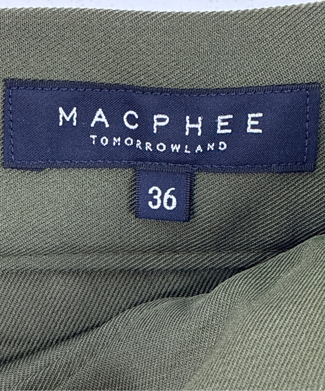 MACPHEE กระโปรงยาวถึงเข่า