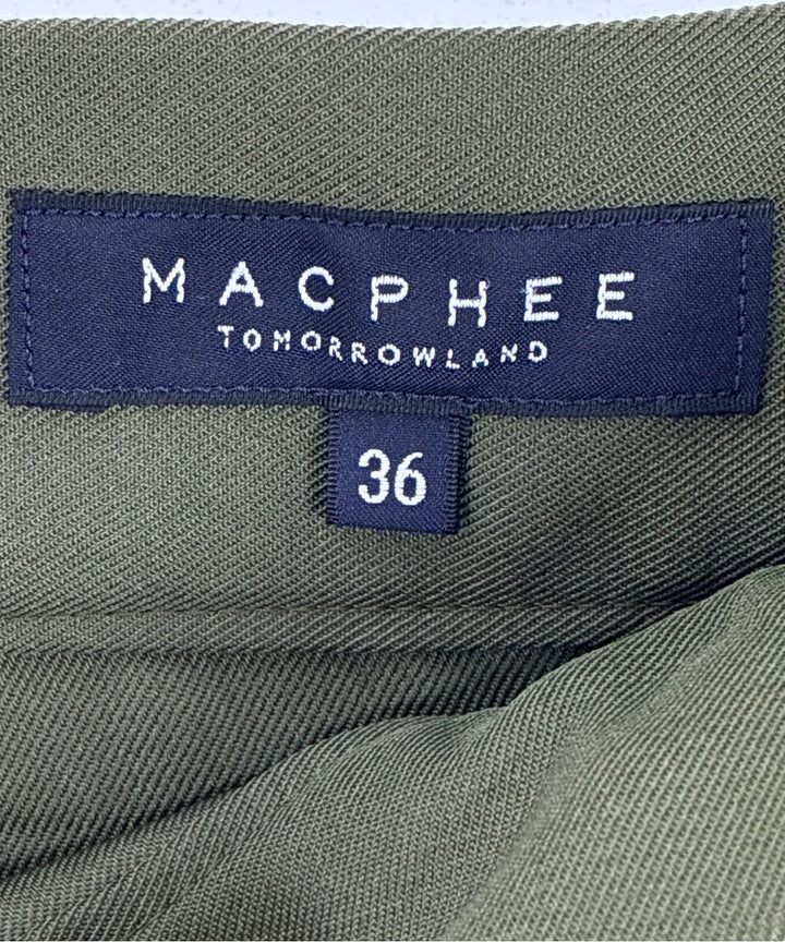 MACPHEE กระโปรงยาวถึงเข่า