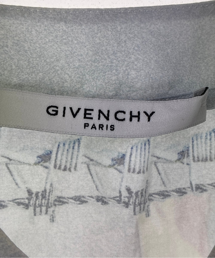 GIVENCHY เสื้อลำลอง