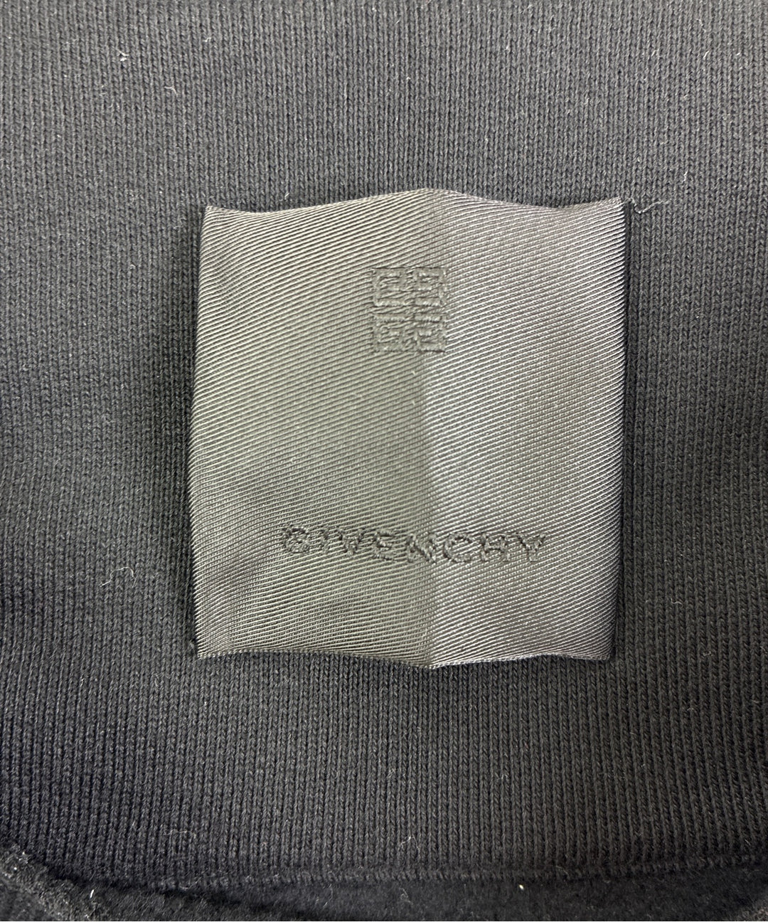 GIVENCHY เสื้อสเวตเตอร์
