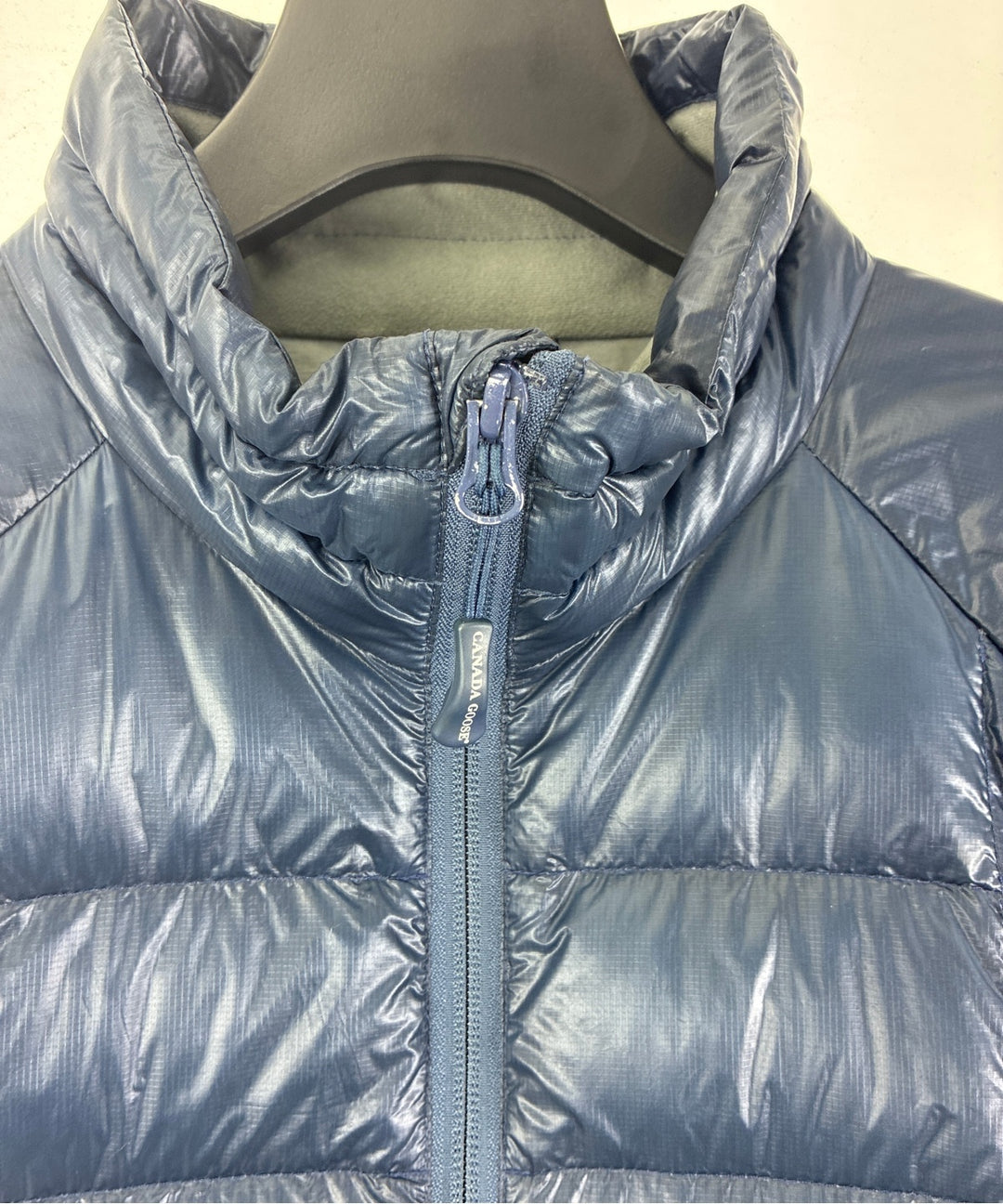 CANADA GOOSE แจ็คเก็ตดาวน์/เสื้อกั๊ก