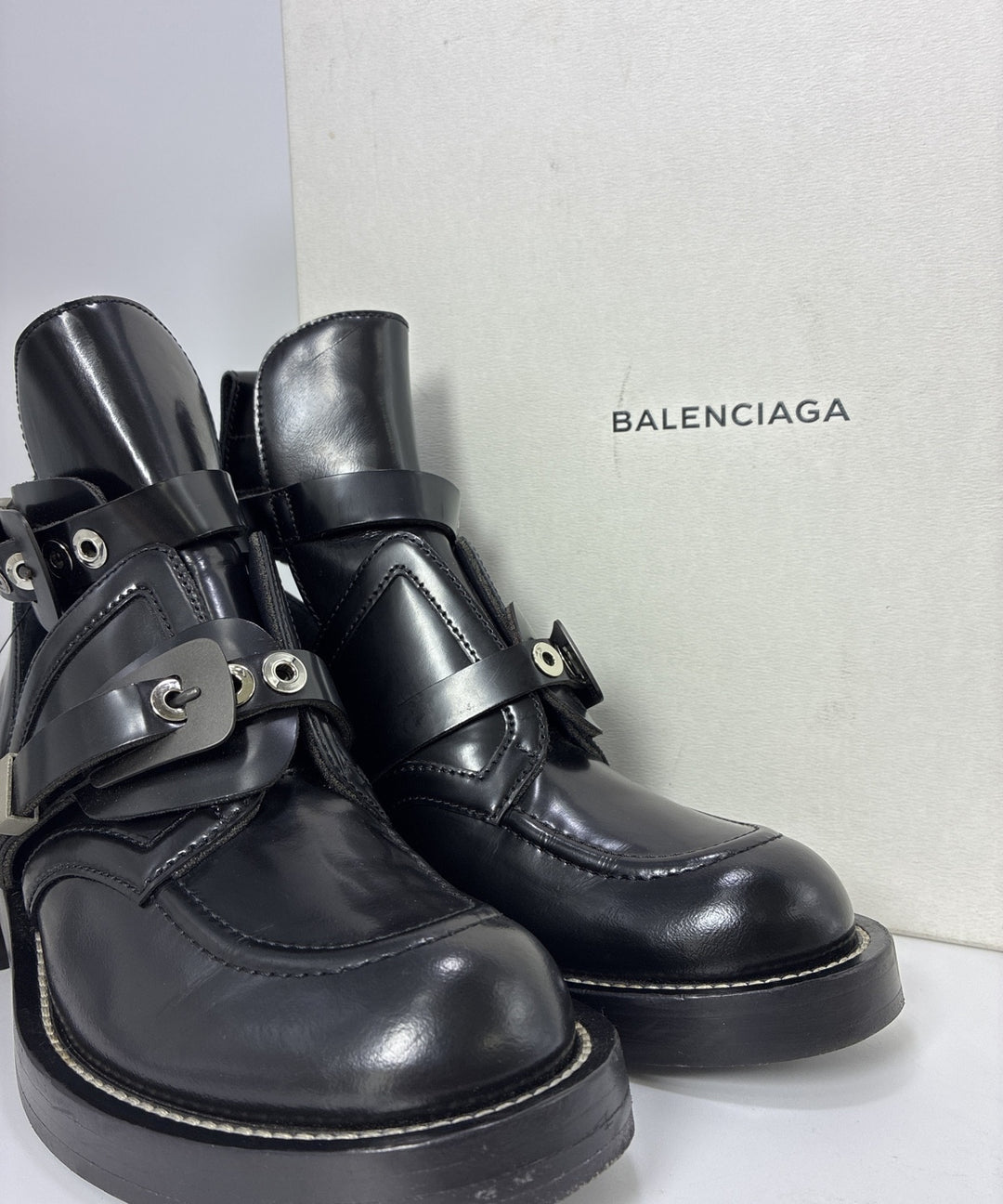BALENCIAGA รองเท้าบูท