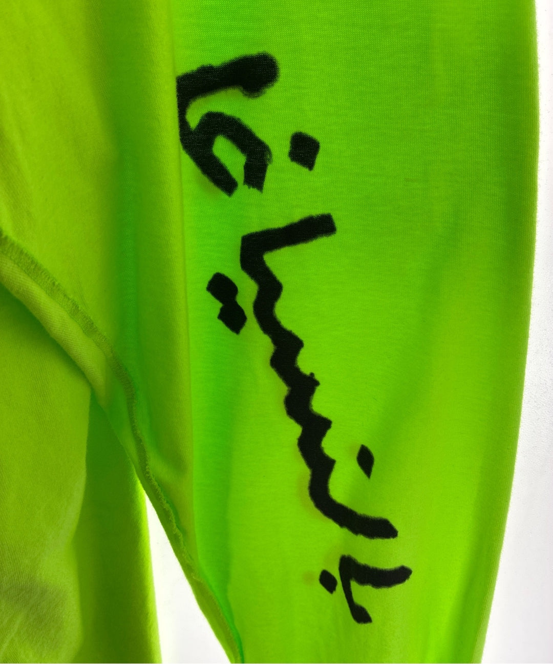 BALENCIAGA เสื้อยืด/เสื้อท็อปส์