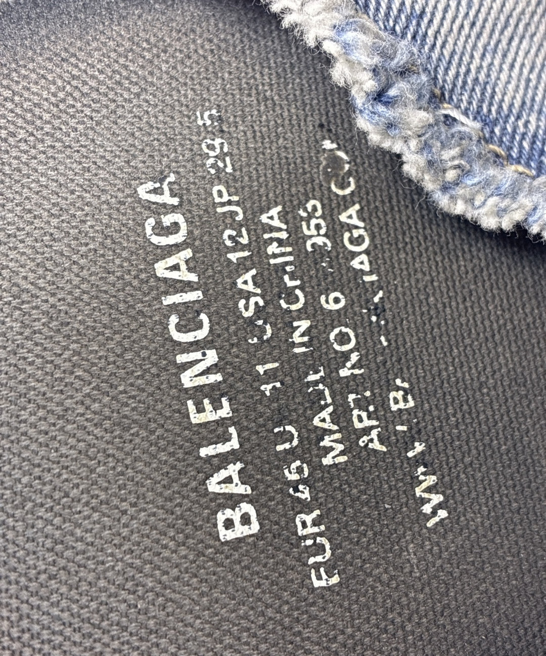 BALENCIAGA รองเท้าผ้าใบ