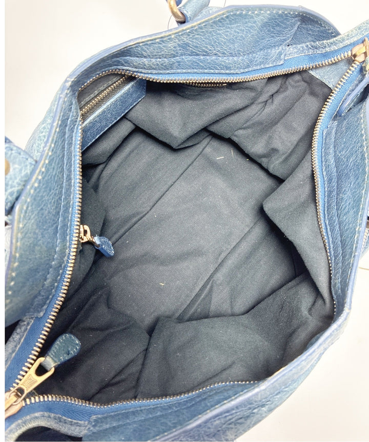 BALENCIAGA กระเป๋าถือขนาดใหญ่