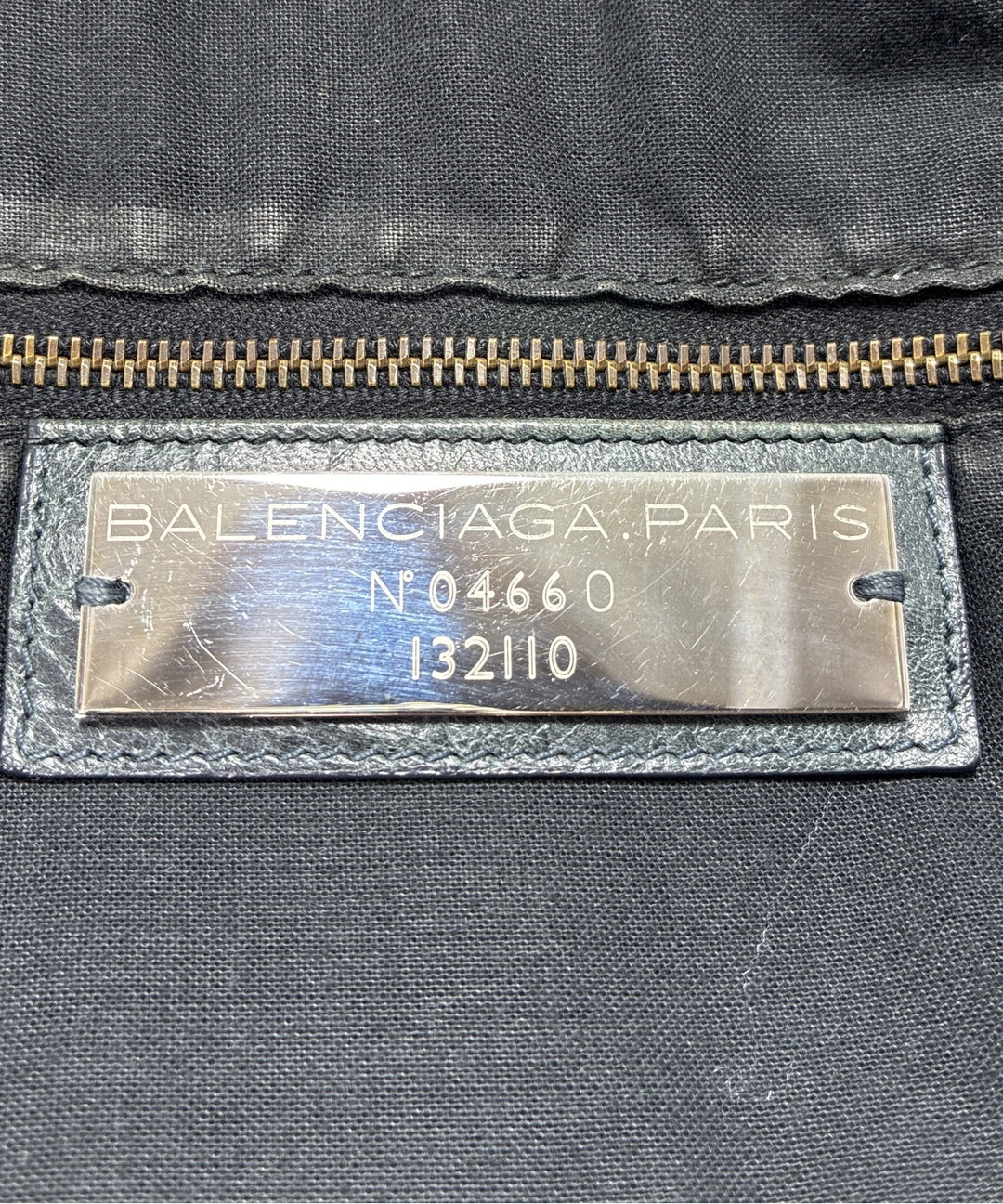 BALENCIAGA กระเป๋าถือขนาดใหญ่