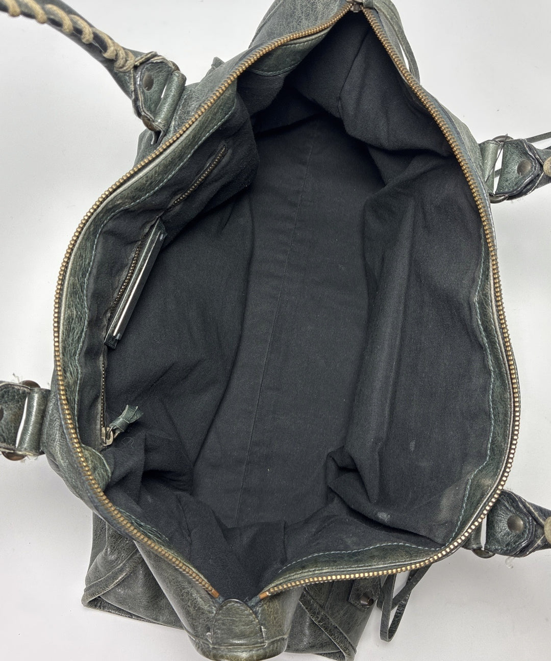 BALENCIAGA กระเป๋าถือขนาดใหญ่