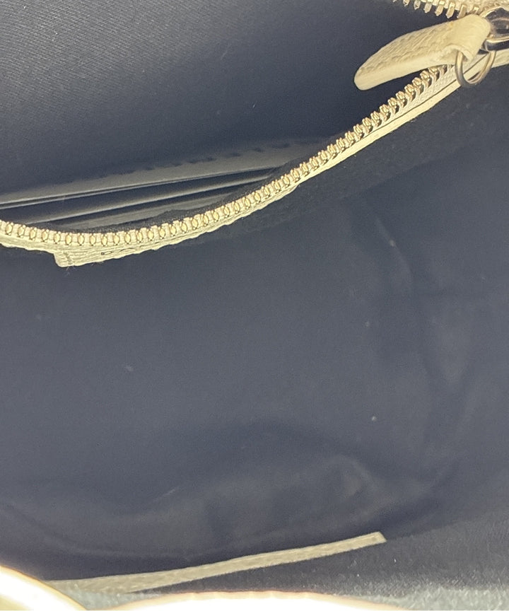 BALENCIAGA กระเป๋าสะพาย