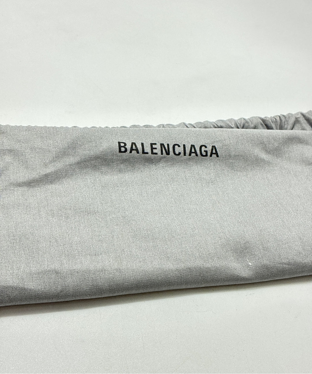 BALENCIAGA กระเป๋าสะพาย