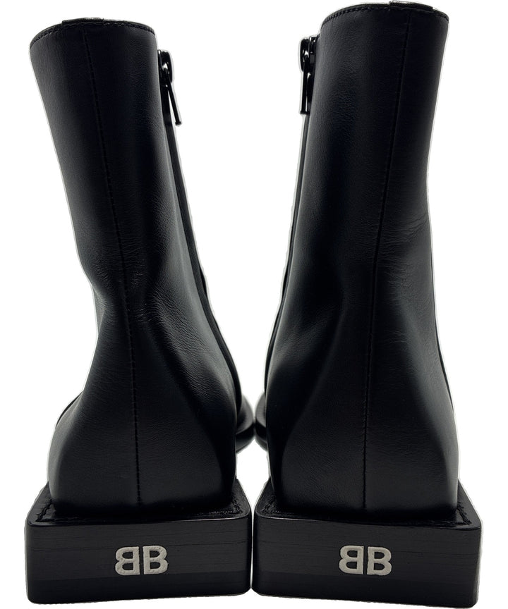 BALENCIAGA รองเท้าบูท