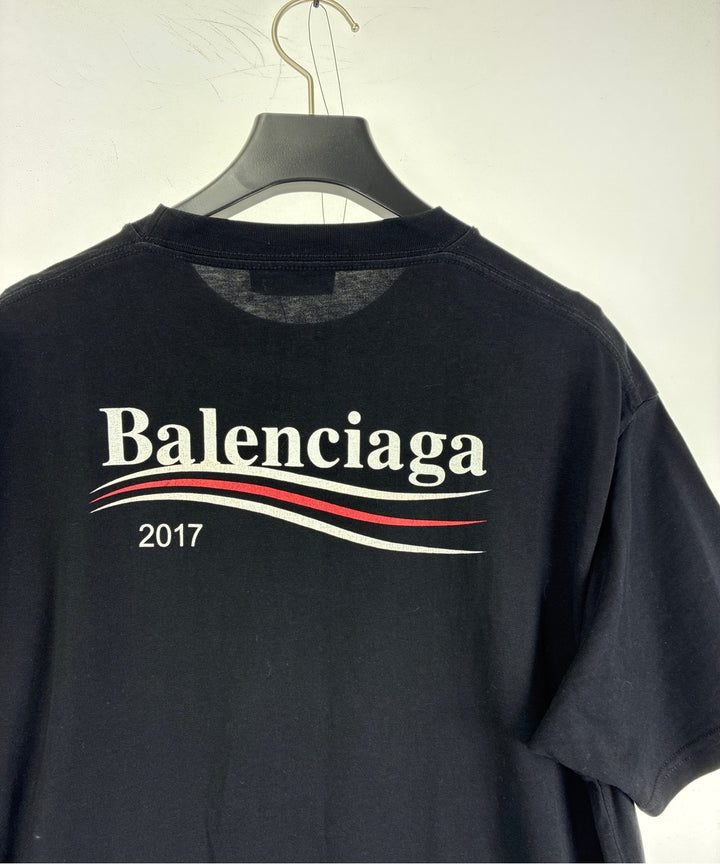 BALENCIAGA เสื้อยืด/เสื้อท็อปส์