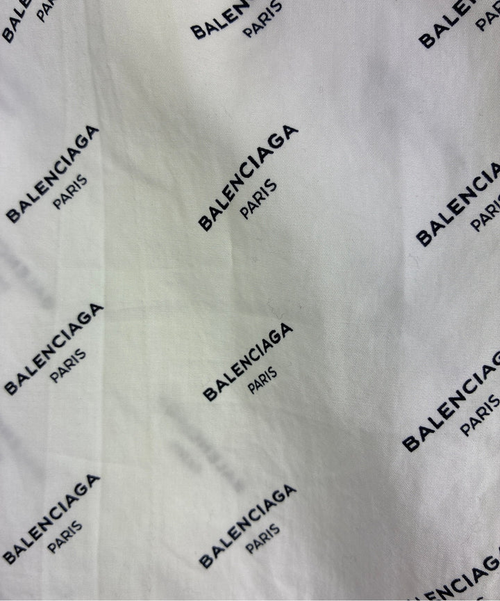 BALENCIAGA เสื้อลำลอง