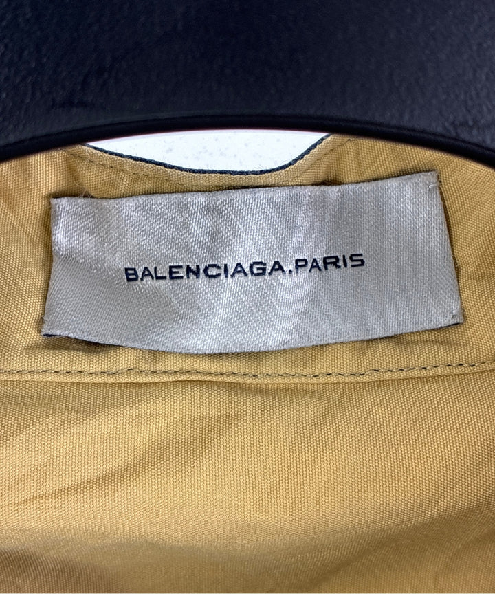 BALENCIAGA เสื้อลำลอง