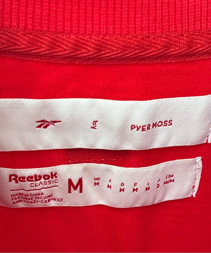 Reebok เสื้อยืด/เสื้อท็อปส์