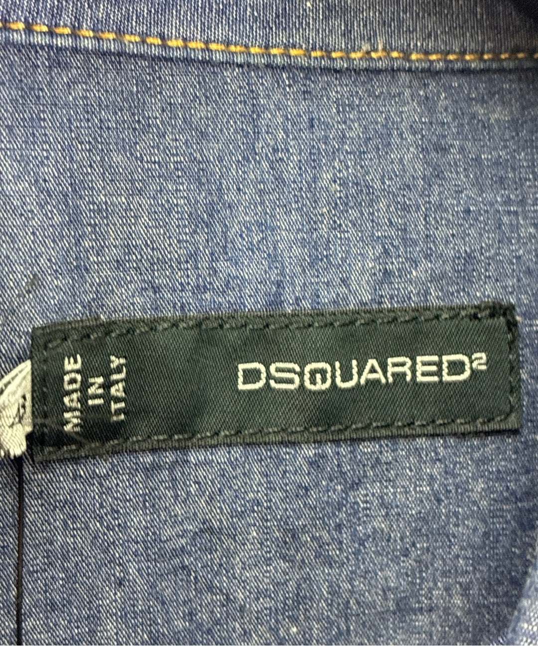 DSQUARED เสื้อลำลอง