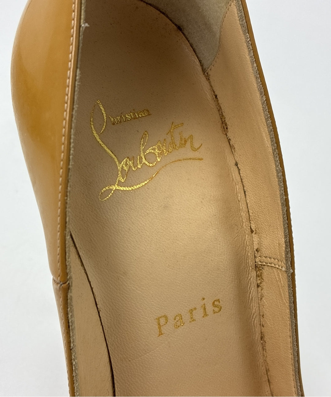 Christian Louboutin รองเท้าสวมทางการ