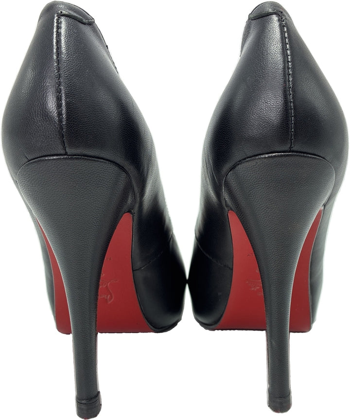 Christian Louboutin รองเท้าสวมทางการ