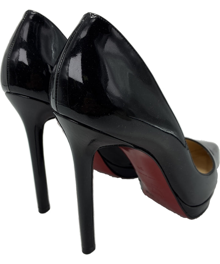 Christian Louboutin รองเท้าส้นสูง
