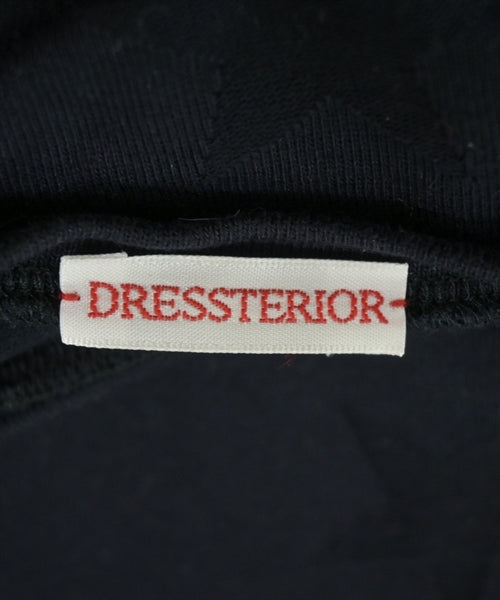 DRESSTERIOR เสื้อยืด/เสื้อท็อปส์