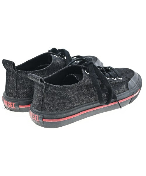 DIESEL รองเท้าผ้าใบ