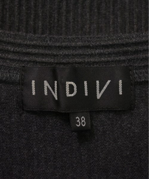 INDIVI เสื้อยืด/เสื้อท็อปส์