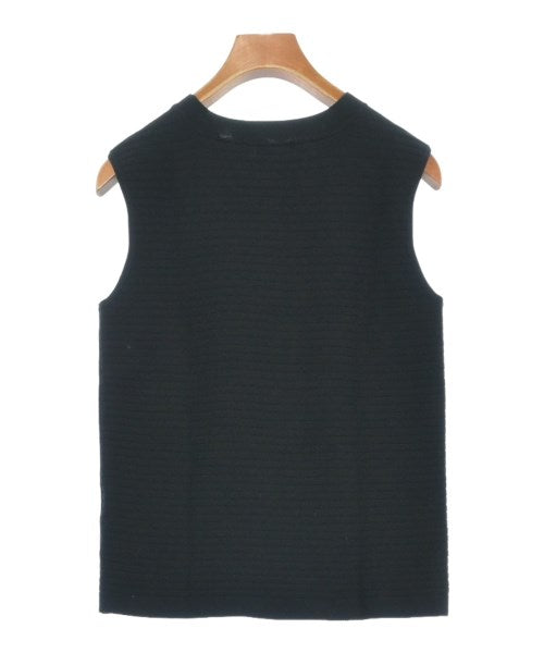 INDIVI เสื้อแขนกุด