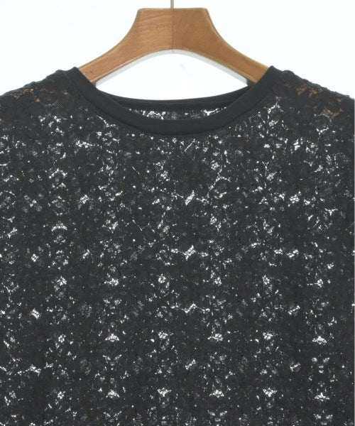 UNTITLED เสื้อยืด/เสื้อท็อปส์