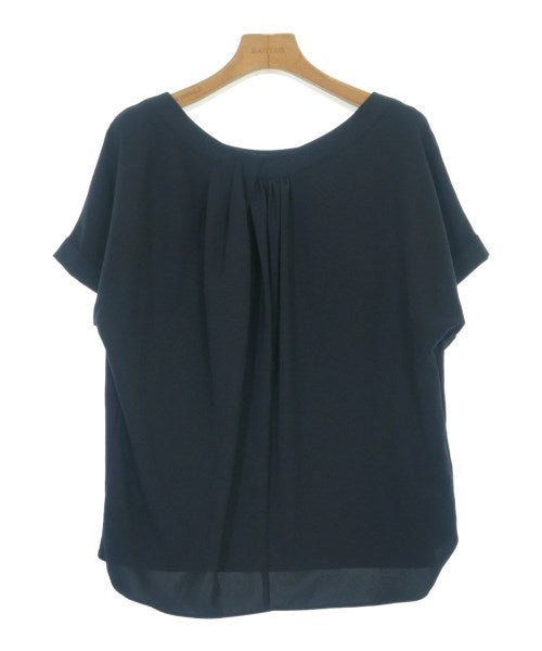 UNTITLED เสื้อสตรี