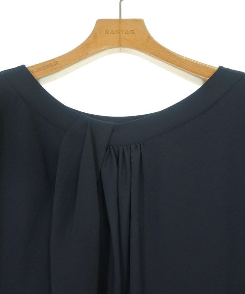 UNTITLED เสื้อสตรี