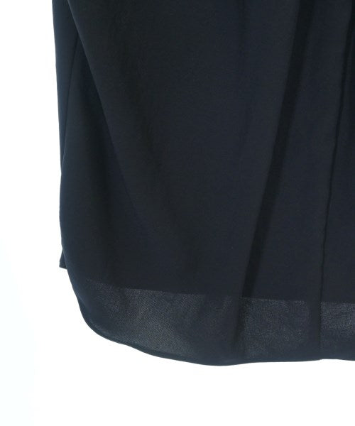 UNTITLED เสื้อสตรี
