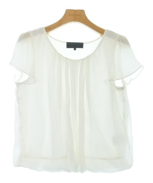 UNTITLED เสื้อยืด/เสื้อท็อปส์