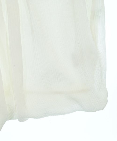 UNTITLED เสื้อยืด/เสื้อท็อปส์