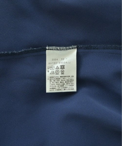 UNTITLED เสื้อสตรี