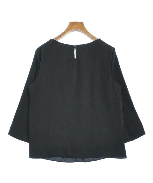 UNTITLED เสื้อสตรี