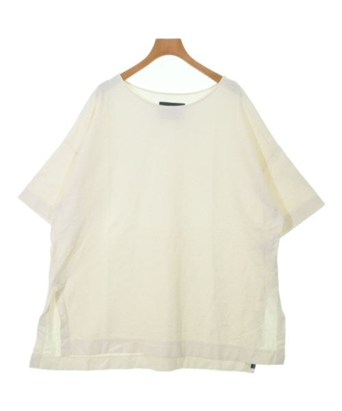 YANUK Tee Shirts/Tops