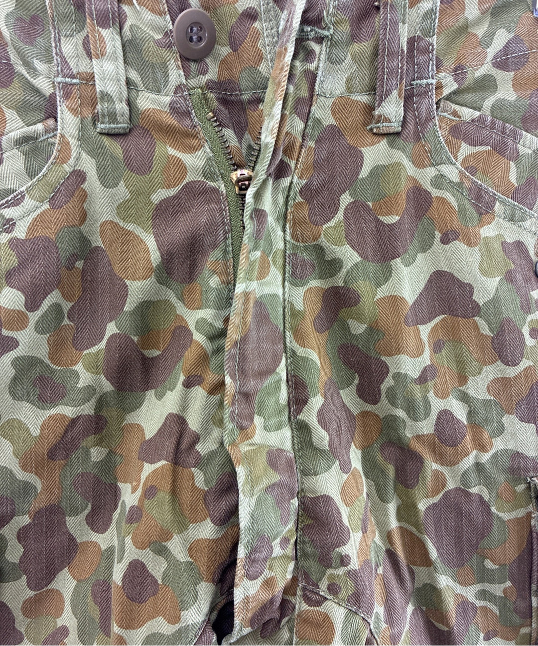 COMME des GARCONS HOMME กางเกงขาสั้น