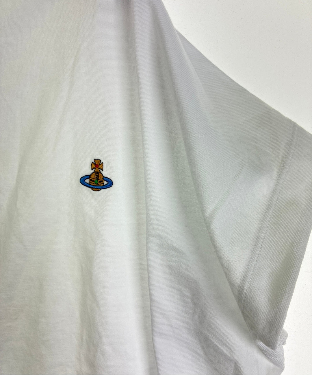 Vivienne Westwood เสื้อยืด/เสื้อท็อปส์