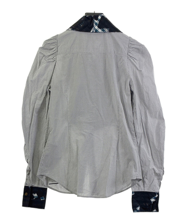 Vivienne Westwood เสื้อลำลอง