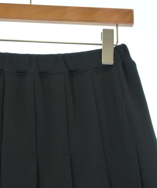 COMME des GARCONS กระโปรงยาวถึงเข่า