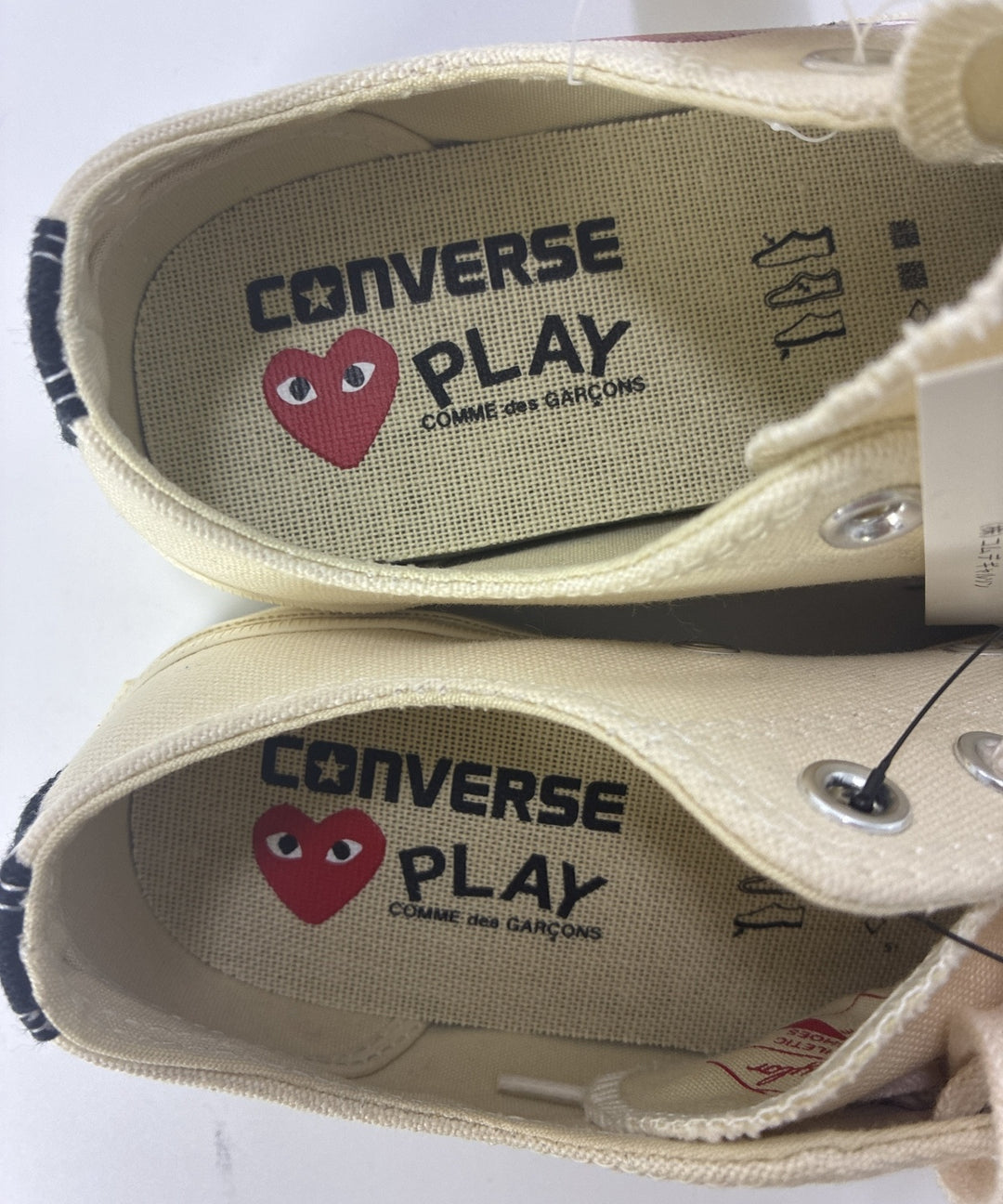 PLAY COMME des GARCONS รองเท้าผ้าใบ