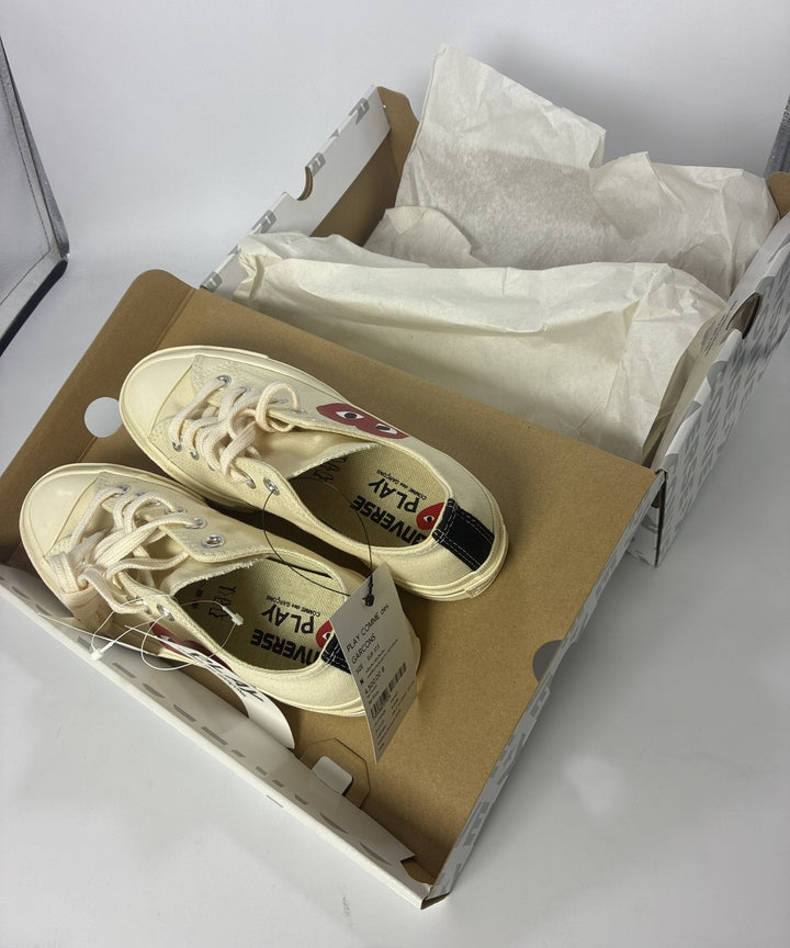 PLAY COMME des GARCONS รองเท้าผ้าใบ