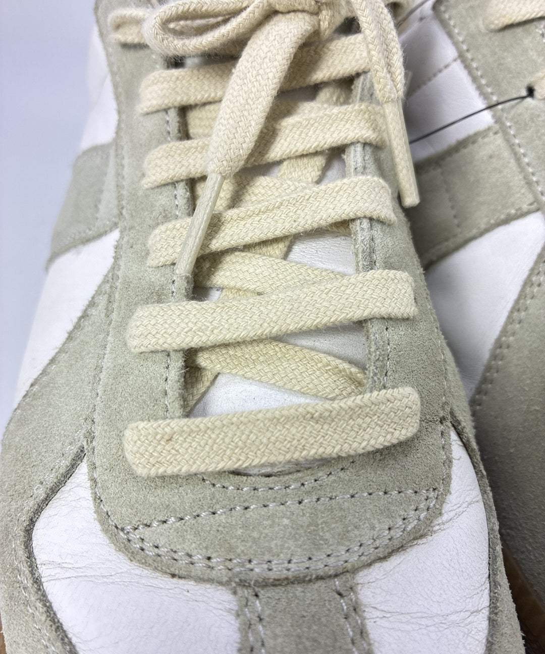 Maison Margiela รองเท้าผ้าใบ