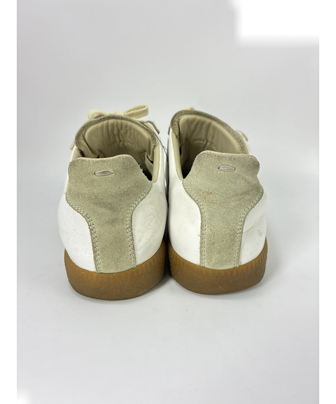 Maison Margiela รองเท้าผ้าใบ