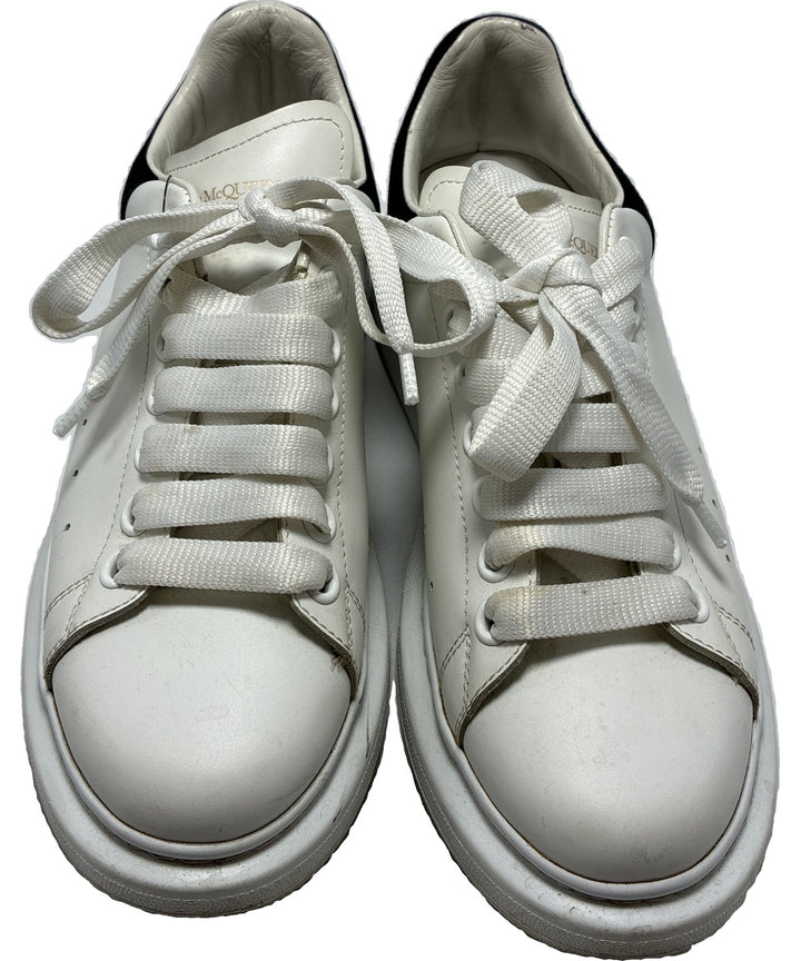 ALEXANDER MCQUEEN รองเท้าผ้าใบ