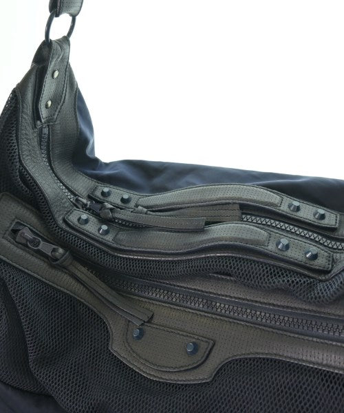 BALENCIAGA กระเป๋าสะพาย